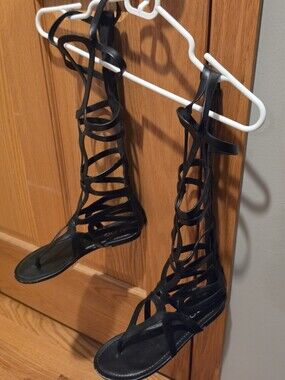 Aldo Black Gladiator Strappy Flat Sandals